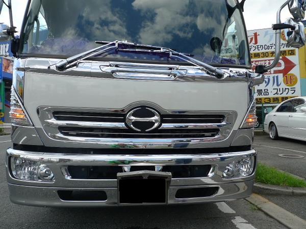 日野 NEW プロフィア フロント ワイパー パネル 3分割（日野