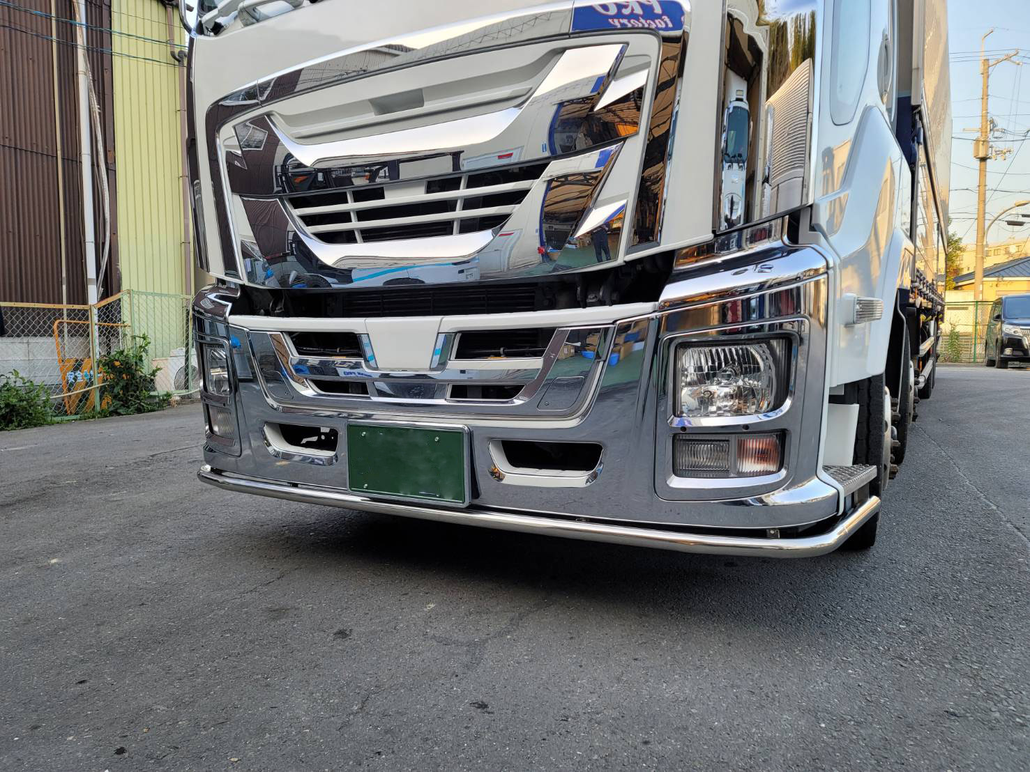ファイブスターギガ用 パイプバンパー 3分割/単品 | 大阪のトラック